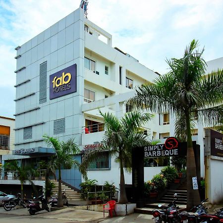 Oyo 24197 Saptaruchi Hotel Pimpri-Chinchwad Екстериор снимка