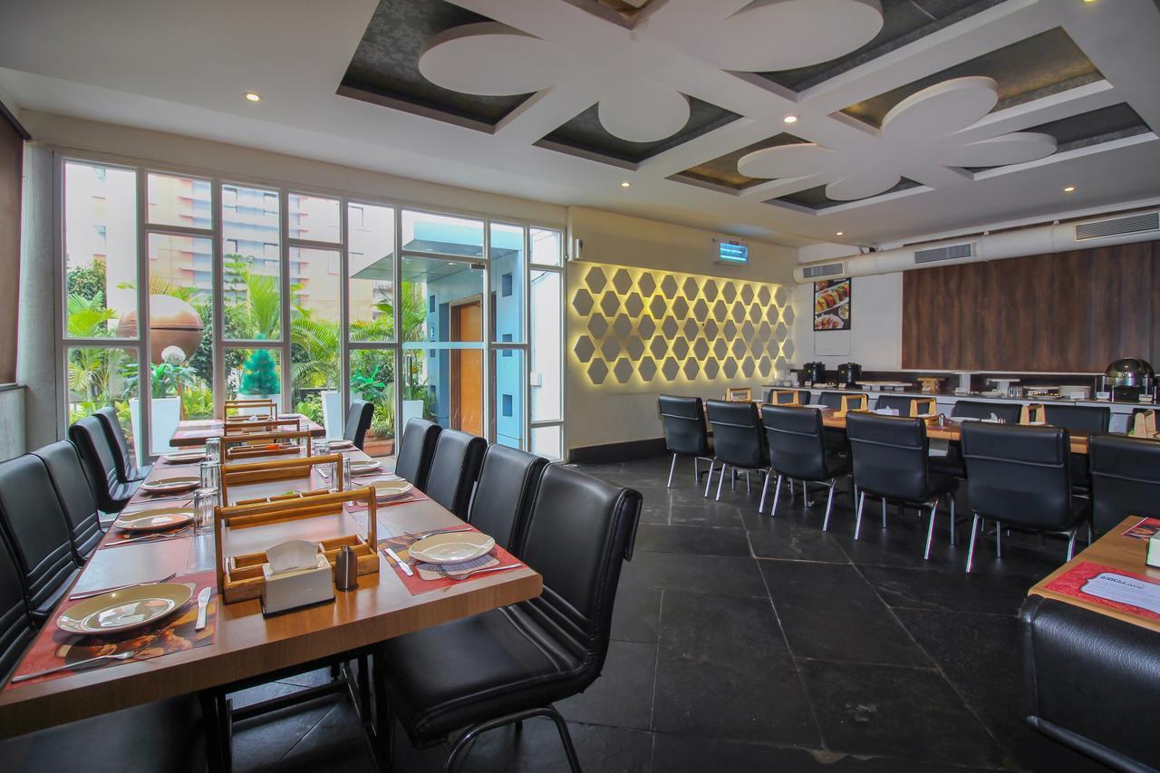 Oyo 24197 Saptaruchi Hotel Pimpri-Chinchwad Екстериор снимка